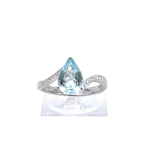 14kt White Gold Aquamarine and Diamond Ring