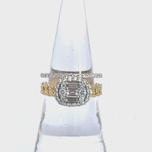 Load and play video in Gallery viewer, 14kt Yellow Gold Fashion Diamond Ring
