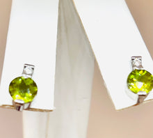 Load image into Gallery viewer, 14kt White Gold Peridot Earrings
