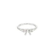 Load image into Gallery viewer, 18kt White Gold Diamond Engagement Semi Mount Ring
