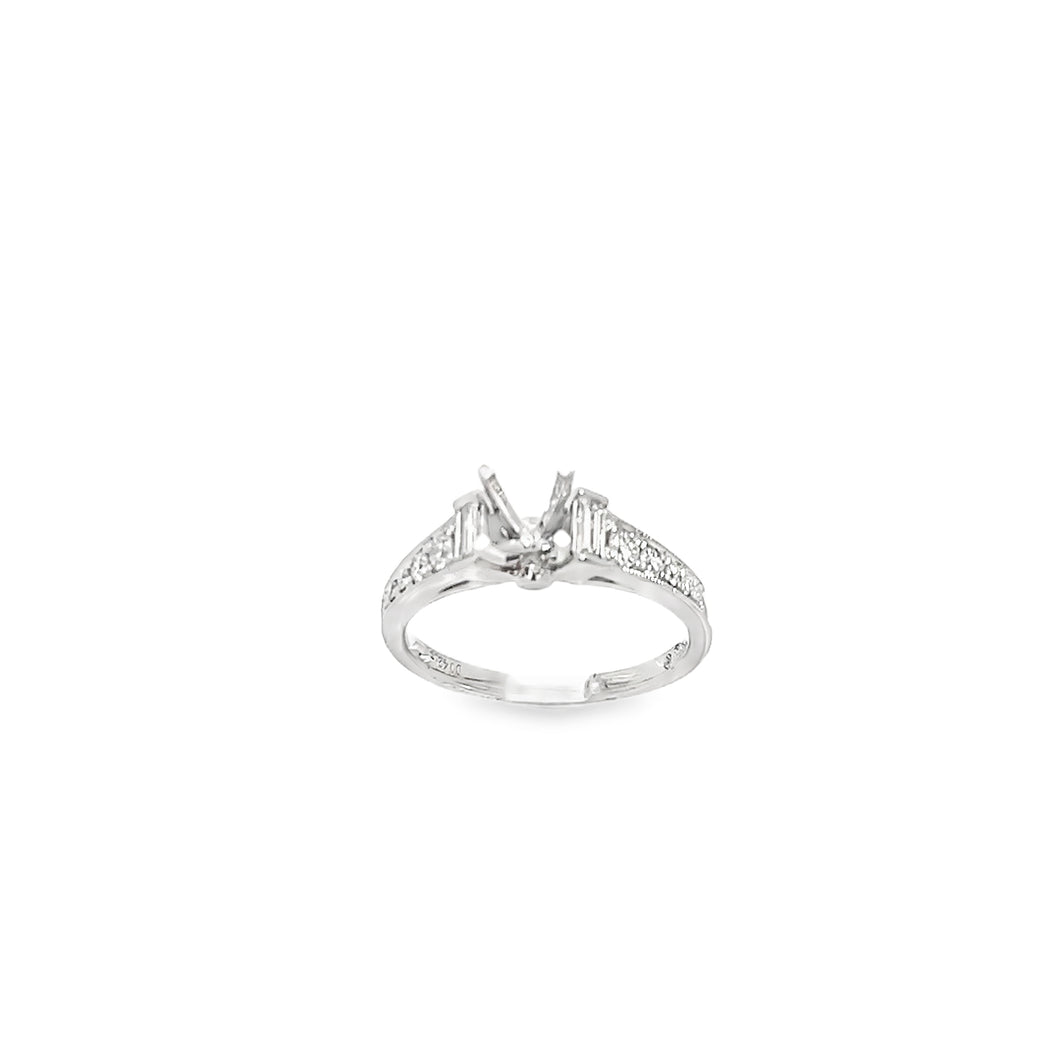 18kt White Gold Diamond Engagement Semi Mount Ring