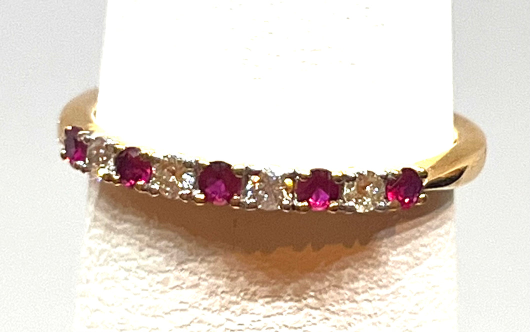 18kt Yellow Gold Natural Ruby and Diamond Ring