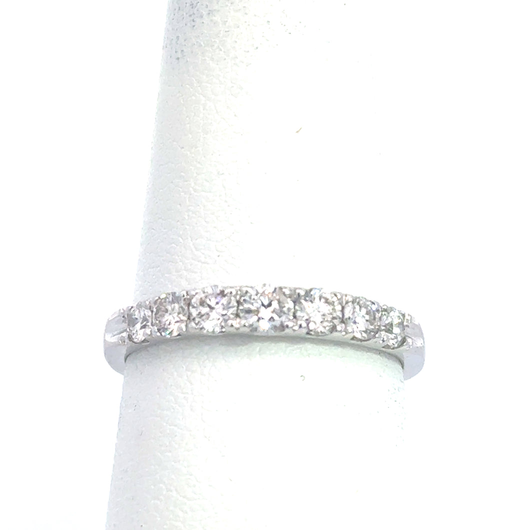 14kt White Gold Diamond Anniversary Ring