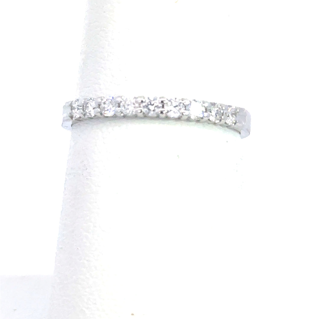 14kt White Gold Diamond Anniversary Ring