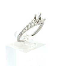 Load image into Gallery viewer, 18kt White Gold Diamond Engagement Semi Mount Ring
