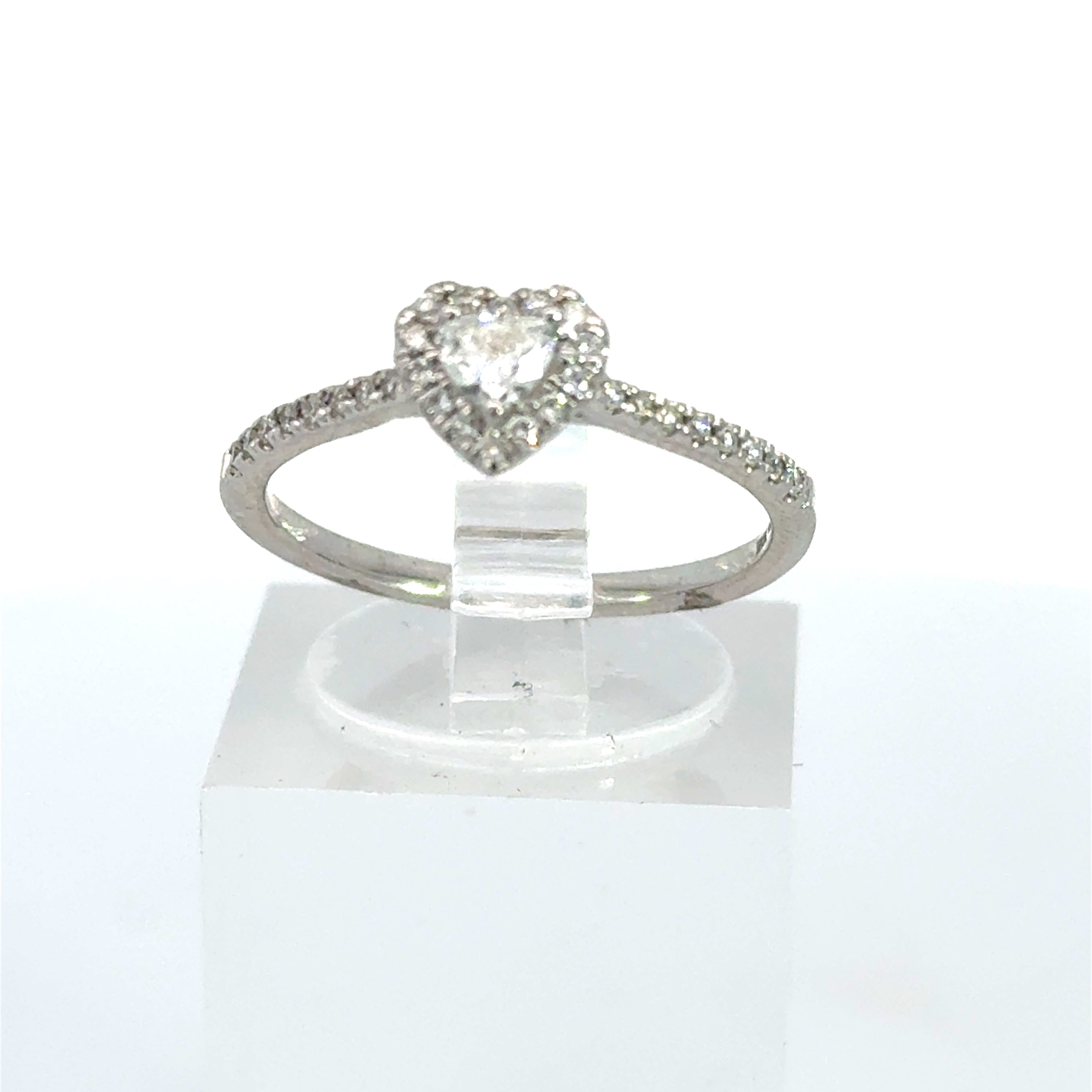 14kt White Gold Diamond Engagement Ring