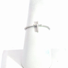 Load image into Gallery viewer, 14Kt White Gold Diamond Fashion Ring
