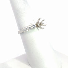 Load image into Gallery viewer, 18kt White Gold Diamond Engagement Semi Mount Ring
