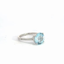 Load image into Gallery viewer, 14kt White Gold Blue Topaz Ring
