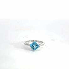 Load image into Gallery viewer, 14kt White Gold Blue Topaz Ring

