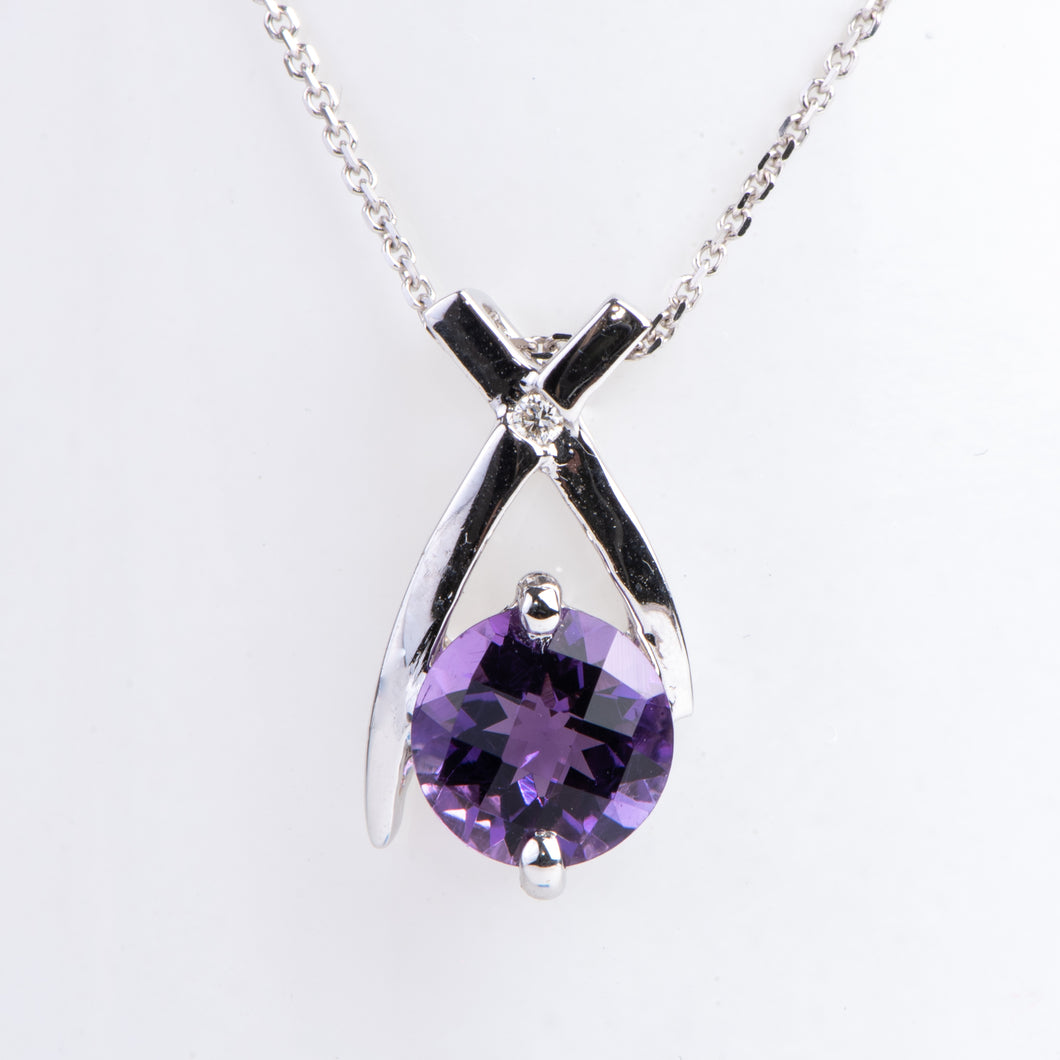 14Kt White Gold and Amethyst Pendant