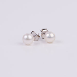 14kt White Gold Pearl Earrings
