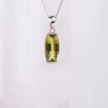 Load image into Gallery viewer, 14kt White Gold Peridot Pendant
