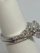 Load image into Gallery viewer, 14kt White Gold Diamond Engagement Ring with Wedding Band
