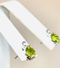 Load image into Gallery viewer, 14kt White Gold Peridot Earrings
