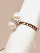 Load image into Gallery viewer, 14kt White Gold Pearl and Diamond Ring
